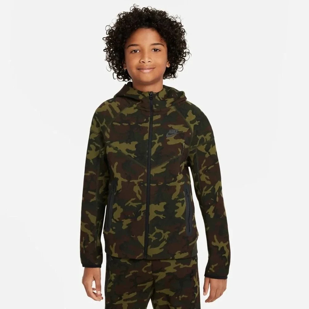 Nike Tech Fleece Sz Small (Boys') Camo Full-Zip Tracksuit FN9120 010/FN9118 010